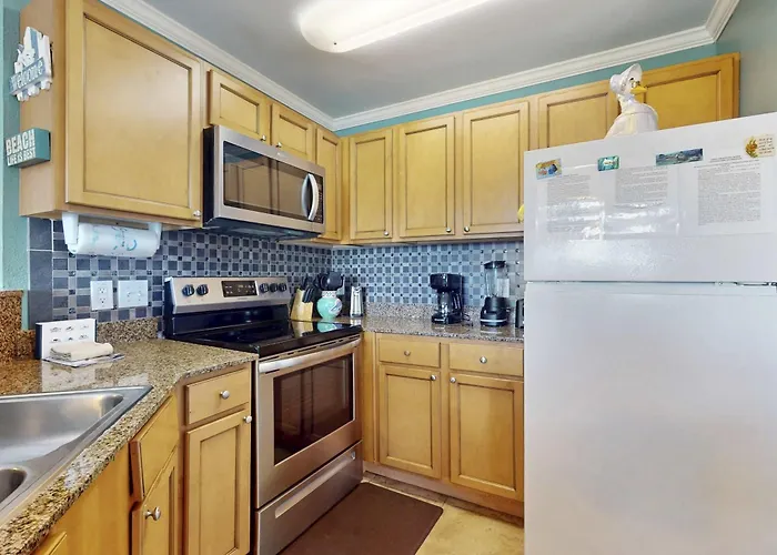 Wonderful Family Retreat Near The Coast With Free Wifi & Shared Pool Hot Tub Gulf Shores